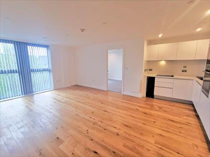 2 Bed Flat, Communication Row, B15