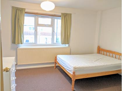 5 Bed Terraced House, Waddington Road, E15