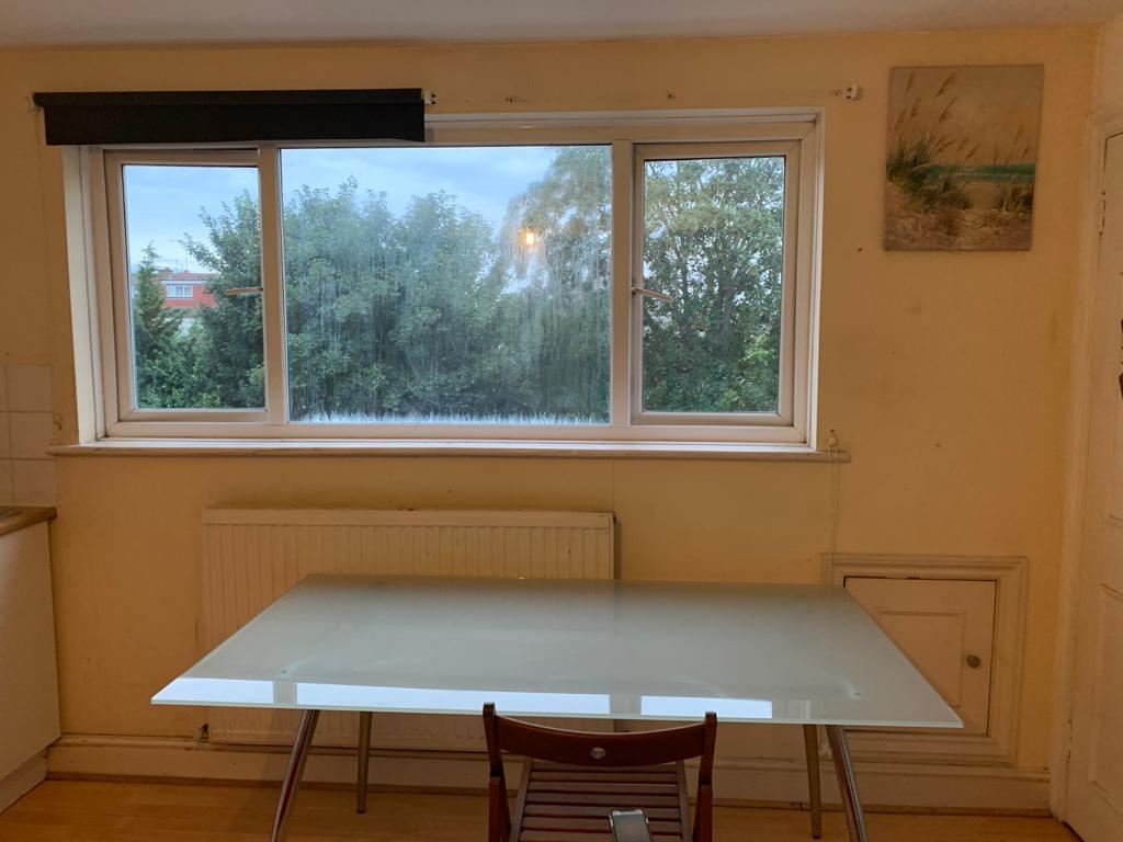 London Studio Flat, Greenfield Gardens, NW2 To Rent Now for £1,280.