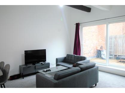 3 Bed Flat, Wood Street, L1