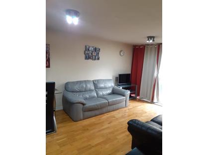2 Bed Flat, Berberis House, TW13