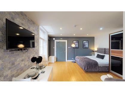 Studio Flat, Trueman Street, L3