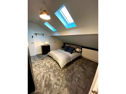 Room in a Shared House, Stanningley Road, LS13