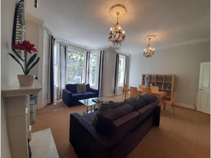 2 Bed Flat, Hammersmith Grove, W6