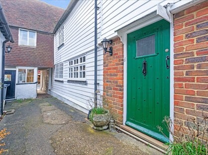 4 Bed Flat, High Street, TN5
