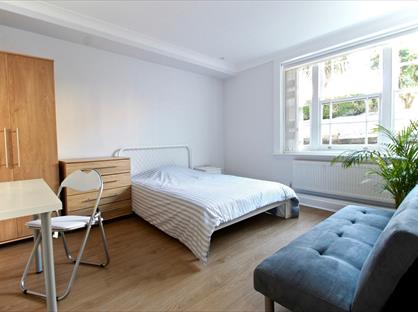 2 Bed Flat, Camden Road, NW1