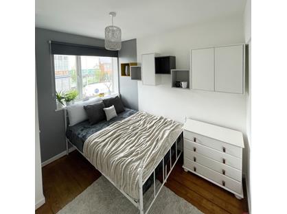 Room in a Shared House, Petersfield Rise, SW15