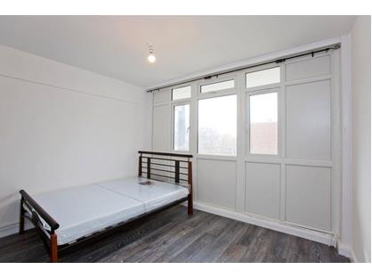 Room in a Shared Flat, Rosefield Gardens, E14