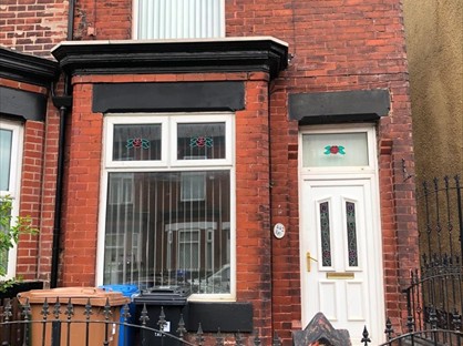 2 Bed End Terrace, Edge Lane, M43
