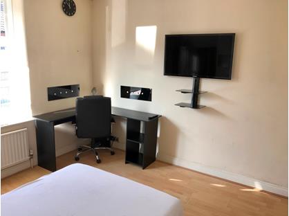 4 Bed Terraced House, Edward Street, LE11