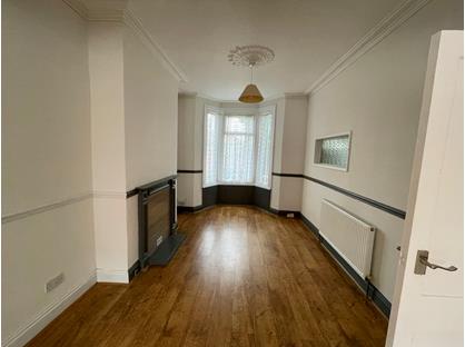 2 Bed Terraced House, Hop Grove, HU5
