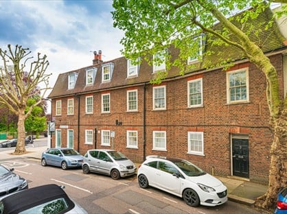 3 Bed Flat, The Mall, W5