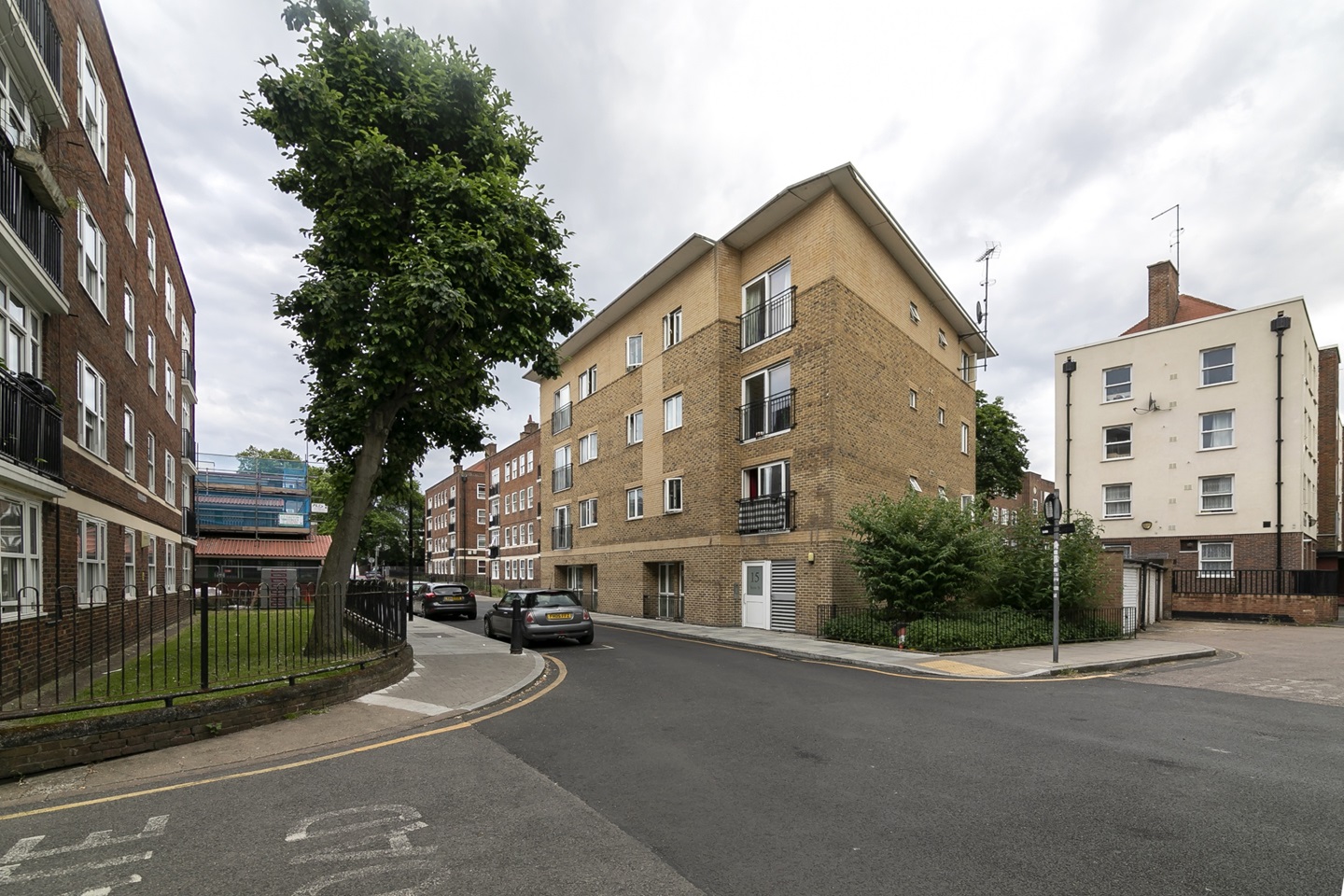 London 2 Bed Flat, Turin Street, E2 To Rent Now for £2,275.00 p/m
