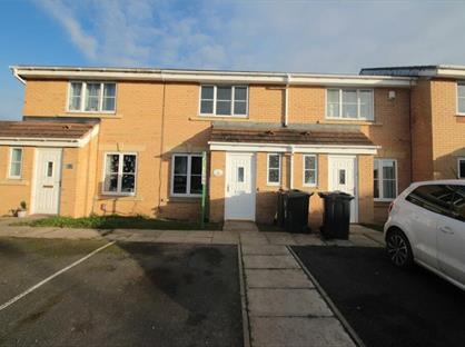 3 Bed Terraced House, Blackmoor Close, DL1