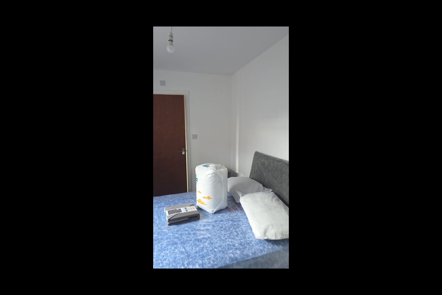 Room in a Shared House, Lily Road, B26