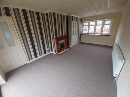 3 Bed End Terrace, Hollybush Street, S62