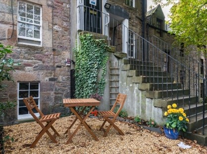 Room in a Shared Flat, Hope Park Square, EH8