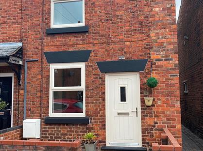 2 Bed Terraced House, Bradwall Street, CW11