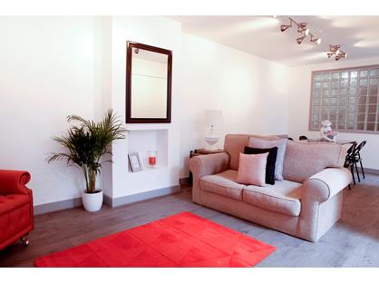 2 Bed Flat, Reynolds Road, W4