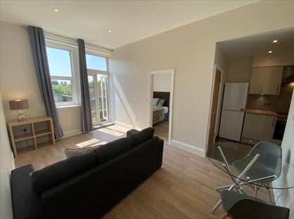 1 Bed Flat, Otley Road, LS16