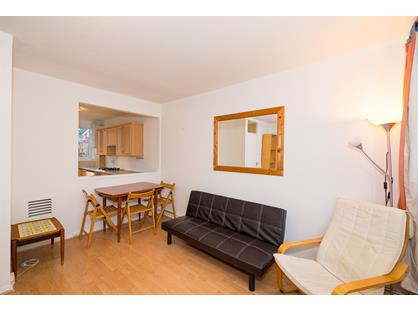 2 Bed Flat, Melrose Road, SW18
