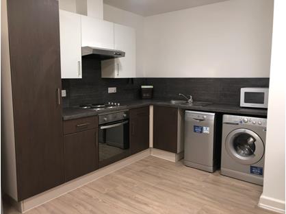 2 Bed Flat, High Street, LL57