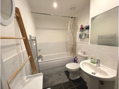 2 Bed Flat, Pembroke Road, HA4