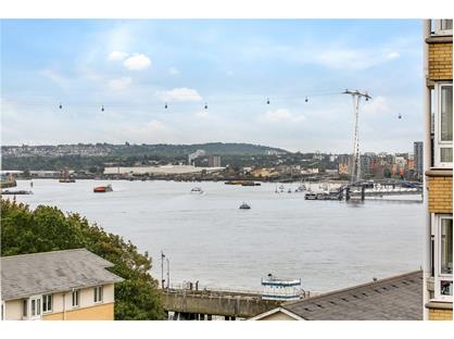 Room in a Shared Flat, Sail Court, E14