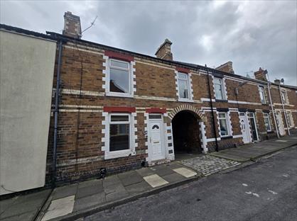 3 Bed Terraced House, Vickers Street, DL14