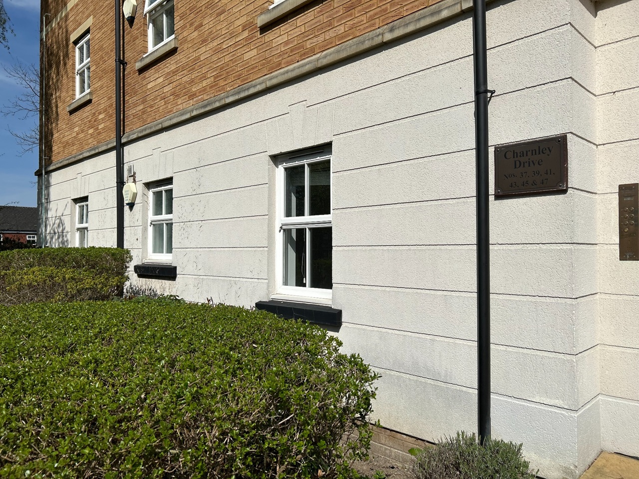 2 Bed Flat, Charnley Drive, LS7