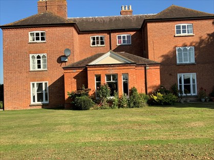 2 Bed Flat, Wilton Place, GL18