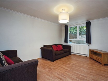 2 Bed Flat, Napier Terrace, N1