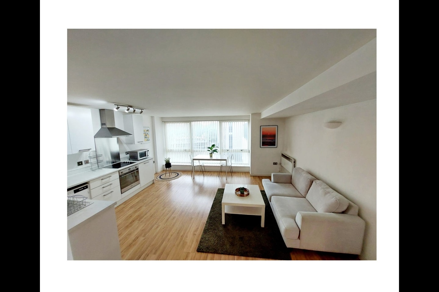 Studio Flat, Marco Island, NG1, N1 7GU