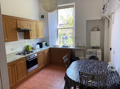 4 Bed Flat, Rupert St, G4