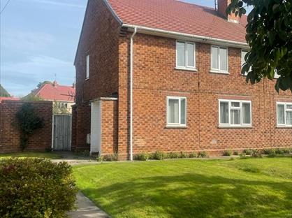 1 Bed Maisonette, Witney Grove, WV10