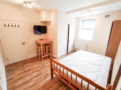 Studio Flat, Fortess Road, N19