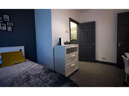 Room in a Shared House, Hayfield Road, M6