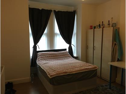 Room in a Shared House, Grove Green Road, E11