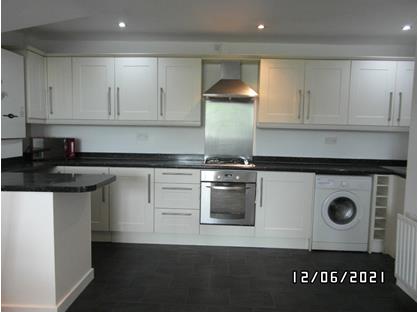2 Bed Flat, Ravensworth Terrace, NE11