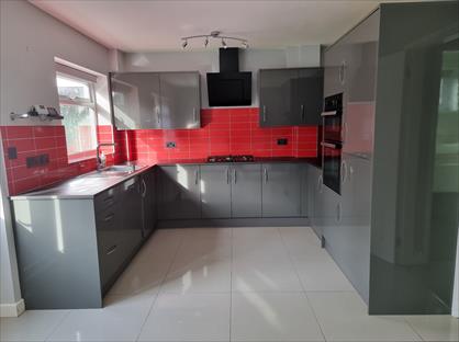3 Bed Detached House, Yarnfield Close, ST3