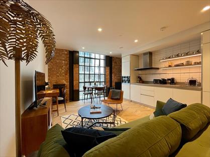 Studio Flat, Battersea Power Station, SW11