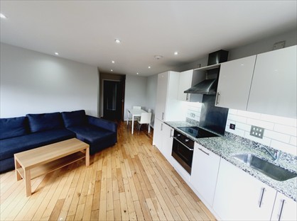 2 Bed Flat, Amisha Court, SE1
