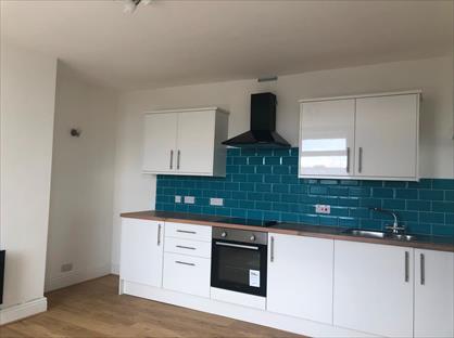 2 Bed Terraced House, Westgate, BD2