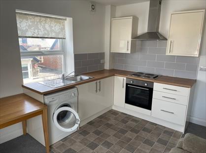 1 Bed Flat, Station Road, TS10