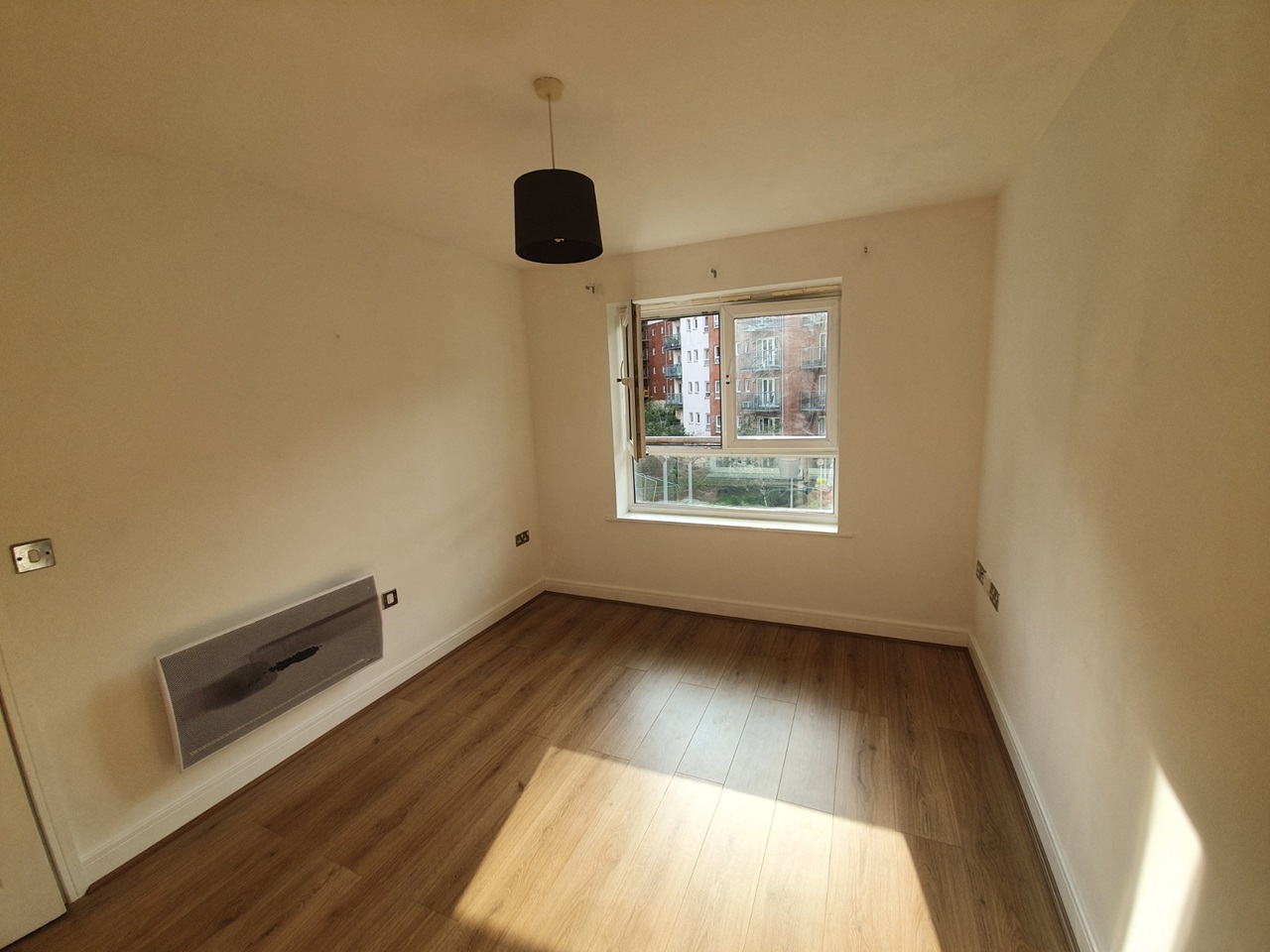 Additional image 4 of 1 Bed Flat, Oceana Boulevard, SO14, N1 7GU