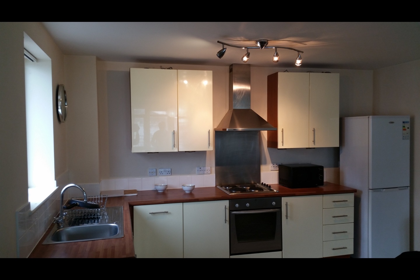 Coventry 2 Bed Flat, Beauchamp House, CV1 To Rent Now for £1,200.00 p/m