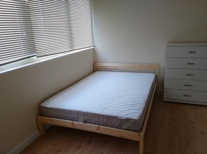 Room in a Shared House, Tinkers Bridge, MK6