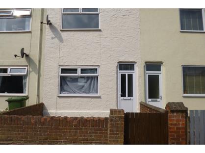 3 Bed Terraced House, Highfield Avenue, DN32