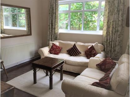 2 Bed Semi-Detached House, Arterberry Road, SW20