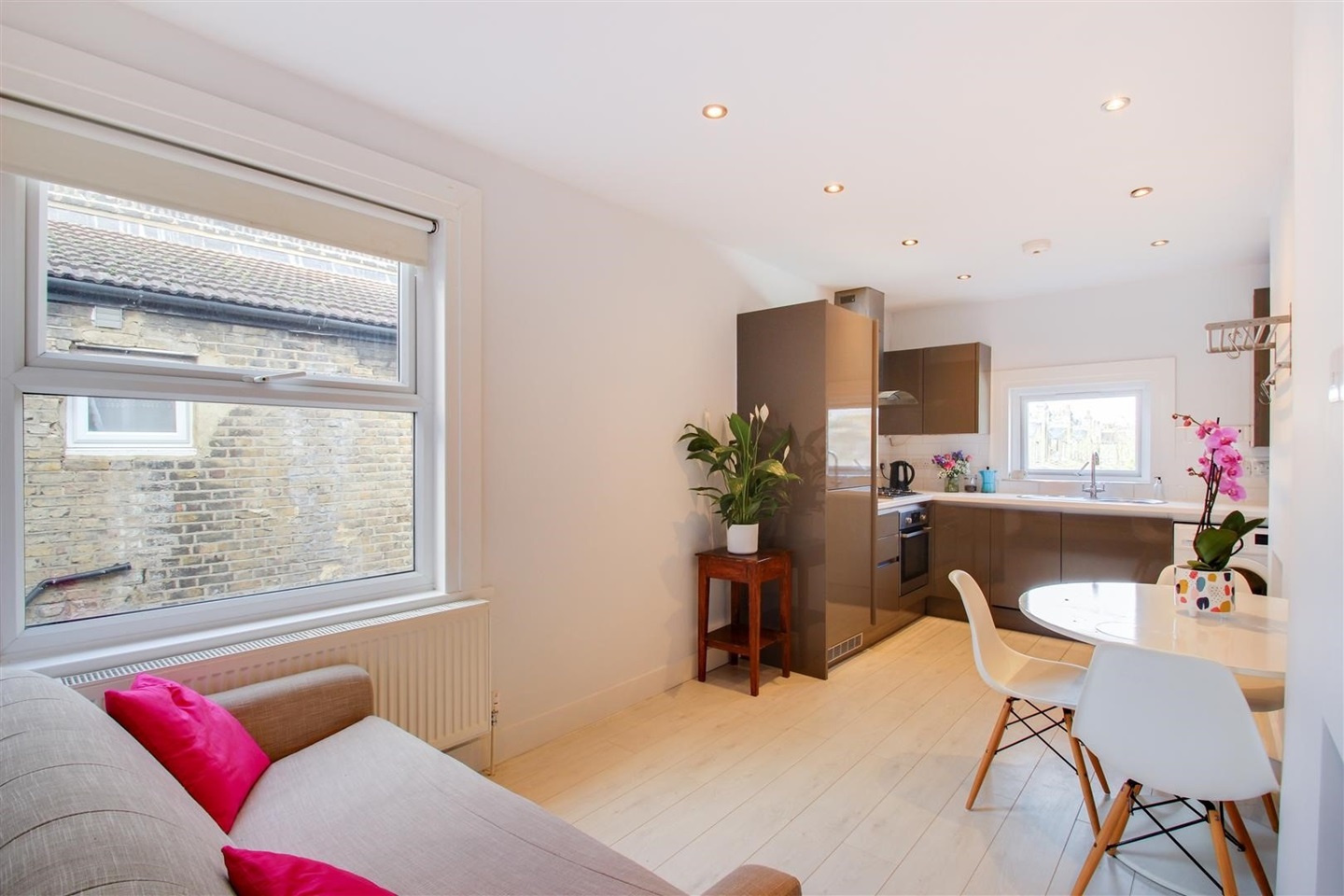 London 2 Bed Flat, Catford, SE6 To Rent Now for £1,500.00 p/m